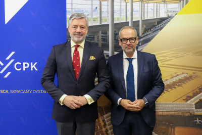 dr Filip Czernicki, prezes CPK i prof. dr hab. Piotr Stepnowski, rektor UG