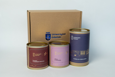 Zdjęcie do aukcji 43. Słodki uniwersytecki zestaw na długie wieczory