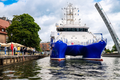 Zdjęcie do aukcji 5: statek r/v Oceanograf