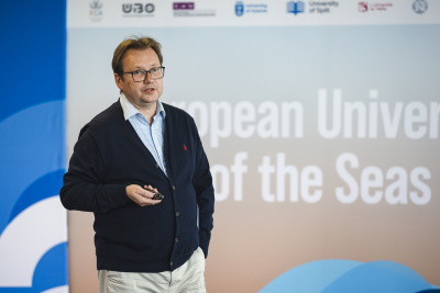 Prof. Tomasz Kawka