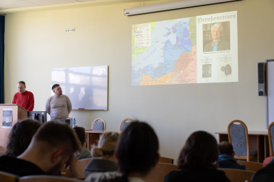 Dr Vadym Chepizhenko podczas wykładu