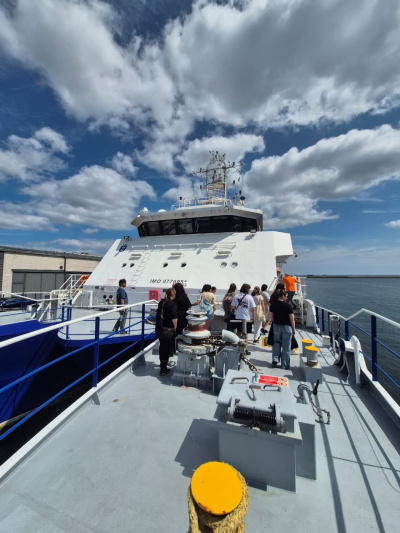 uczestnicy kursu na statku r/v Oceanograf