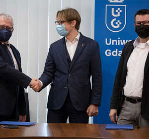 Współpraca Centrum Transferu Technologii UG i Fundacji Quantum Cybersecurity Hub Europe