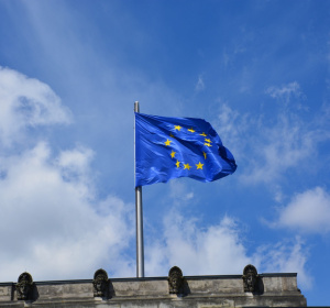 UE