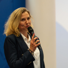prof. Olha Oseredchuk przy mównicy