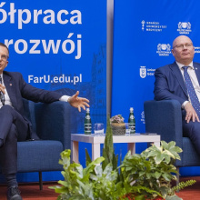 Debata FarU