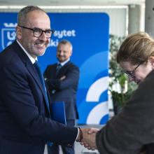 Rektor UG wita gości. Fot. Alan Stocki