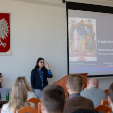 Prof. Emilia Jamroziak podczas wykładu C. Andenny, fot. B. Jetczak