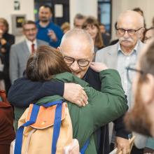 Jubileusz, wernisaż i promocja powieści prof. Tomasza Szkudlarka, fot. Alan Stocki, 047
