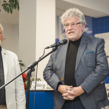 Jubileusz, wernisaż i promocja powieści prof. Tomasza Szkudlarka, fot. Alan Stocki, 056