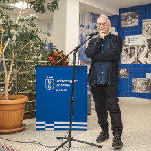 Jubileusz, wernisaż i promocja powieści prof. Tomasza Szkudlarka, fot. Alan Stocki, 057