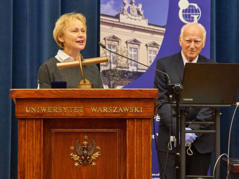 Na zdjęciu prof. Iwona Sagan 