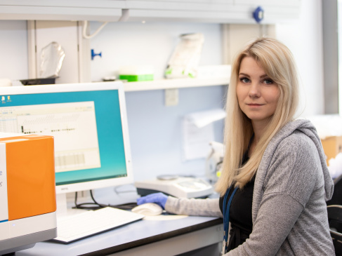 dr Karolina Pierzynowska