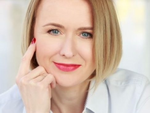 prof. Sylwia Mrozowska