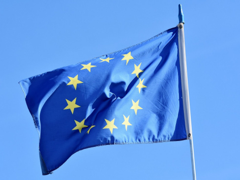 UE