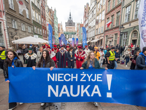 Niech żyje nauka! Zdjęcie z parady