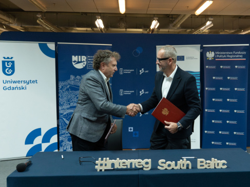 Podpisanie umowy Interreg 2025-10-13