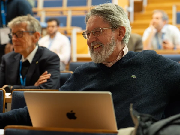 prof Philippe Grangier i prof. Marek Żukowski na widowni