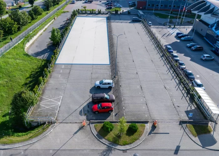 Parking komercyjny