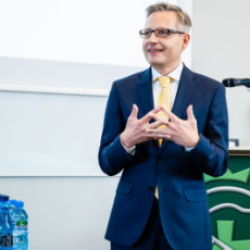 prof. dr hab. Andrzej Dziembowski